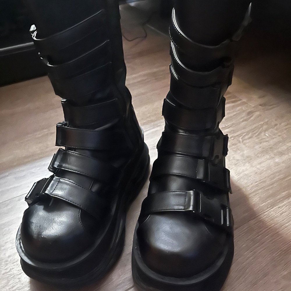 Neptune - Picture 5 of 6